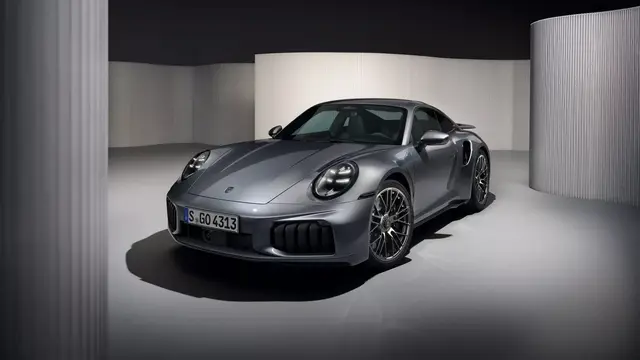 Prototipe 911 Turbo S Hybrid menorehkan waktu 7 menit 3,92 detik di Nürburgring, lebih cepat 14 detik dari model sebelumnya (Porsche)