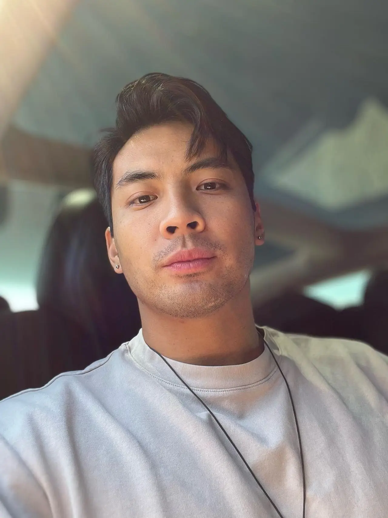 7 Potret Yoshi Sudarso, Pemain Baru Serial Wedding Agreement 2 yang ...