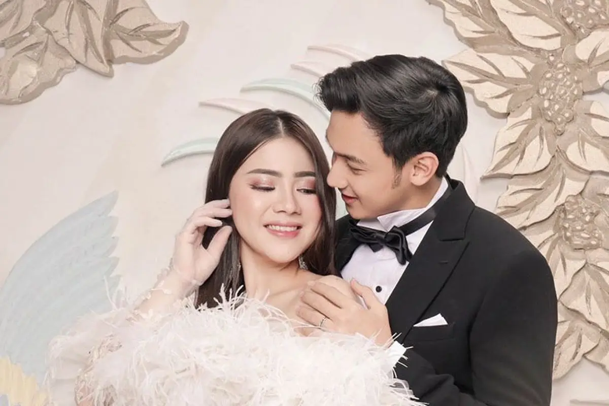 Immanuel Caesar Hito dan Felicya Angelista. (Foto: Instagram @hitocaesar)