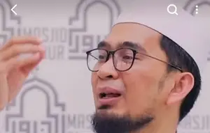 Ustadz Adi Hidayat (UAH) (SS TikTok)