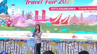 Wakil Menteri Pariwisata dan Ekonomi Kreatif (Parekraf) Angela Tanoesoedibjo dalam acara pembukaan #DiIndonesiaAja Travel Fair 2023 (DIATF) yang digagas Kemenkomarves resmi digelar di Grand Atrium Mal Kota Kasablanka mulai hari ini 19 Mei hingga 21 Mei 2023. (Tira/Liputan6.com)