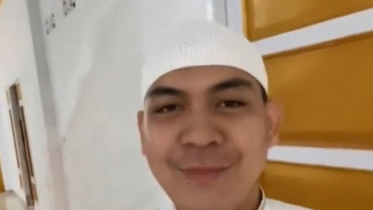 Tak Perlu Healing Ke Luar Kota, Pemandangan Belakang Rumah Pria Ini Bak Lukisan, Bikin Iri