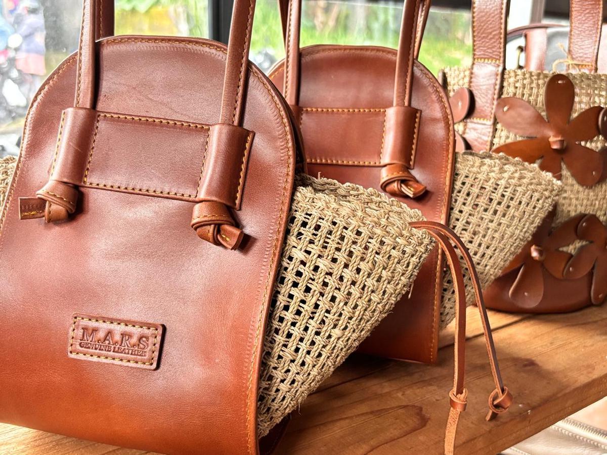 Produk M.A.R.S Genuine Leather