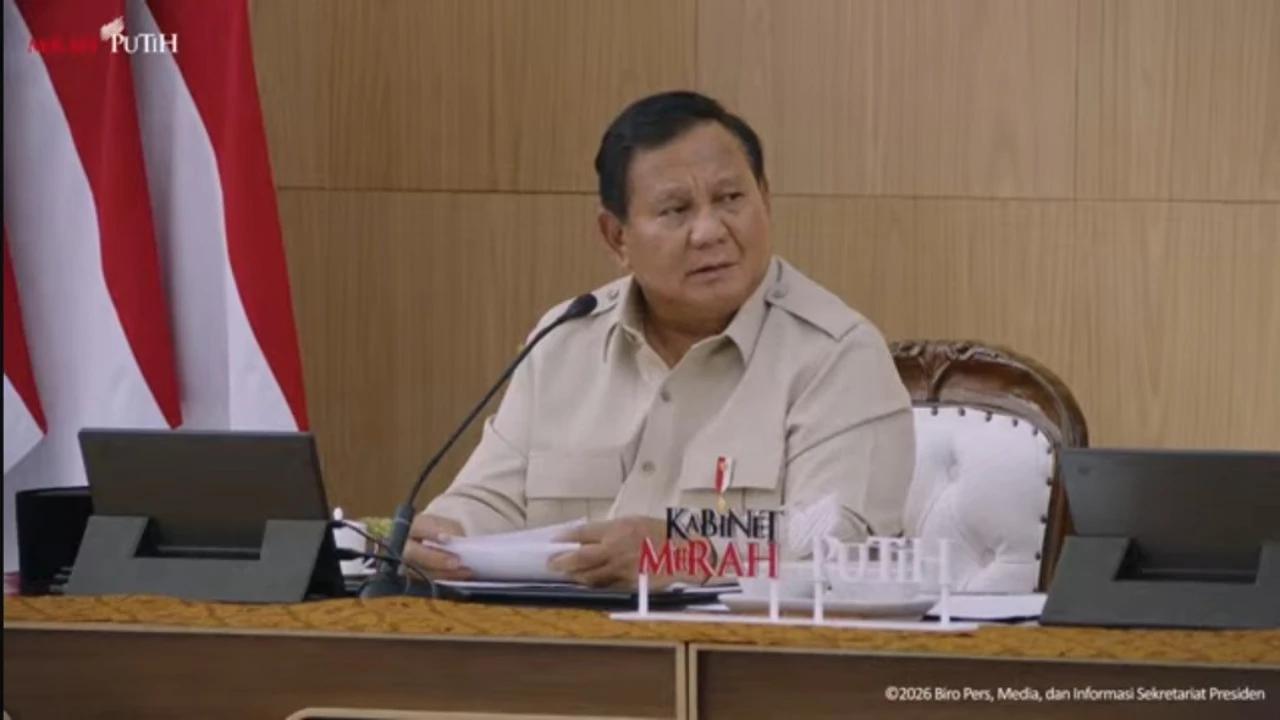 Pesan Tegas Presiden Prabowo ke Para Menteri dalam Retret Kabinet: Kalau Orang Jahat Ngejek, Berarti Kita Benar!