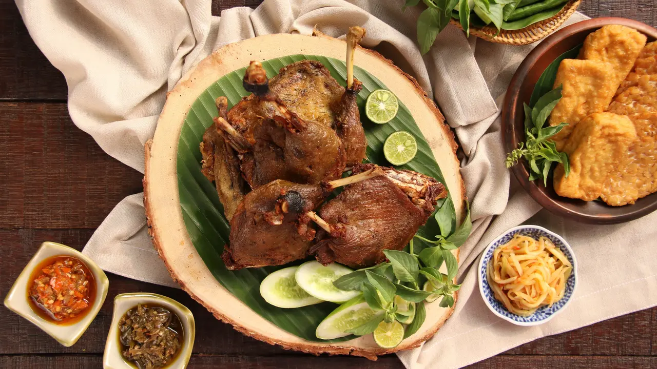 Bebek Goreng