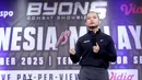 President Byon Combat, Yoshua Marcellos, memberikan sambutan saat jumpa pers Byon Combat Showbiz Vol. 6 di SCTV Tower, Senayan, Jakarta, Kamis, (23/10/2025). (Bola.com/Bagaskara Lazuardi)