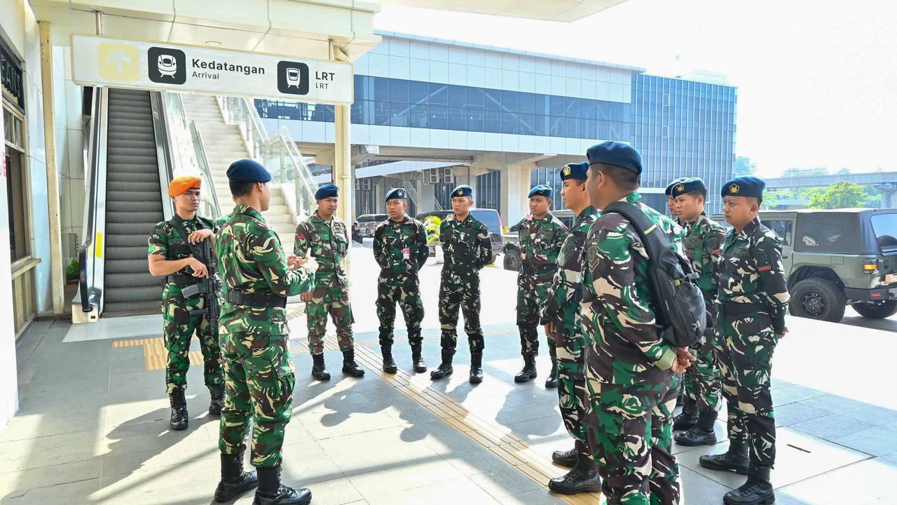 FOTO: Koopsudnas Gelar Patroli Pengamanan Nataru di Jakarta Timur