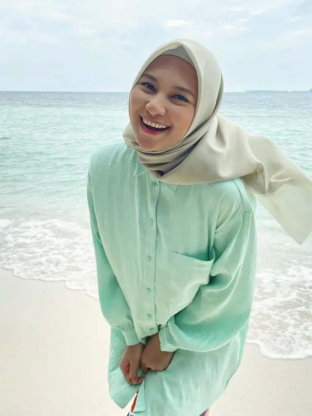 Indah Permatasari berhijab (Instagram/indahpermatas)
