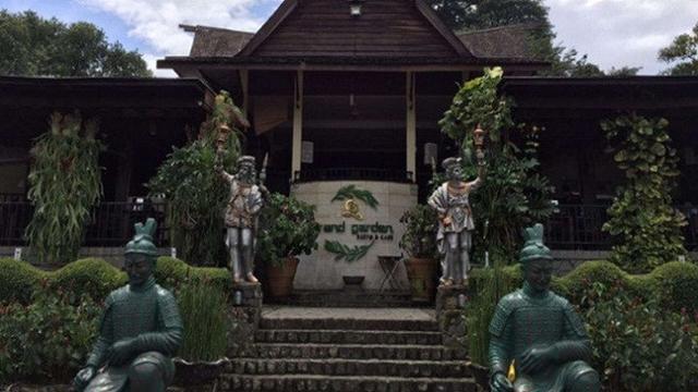 Mengintip Grand Garden Cafe Resto Tempat Jokowi Menjamu Obama Lifestyle Liputan6 Com Beruntung sekali orang yang pernah makan disini. mengintip grand garden cafe resto