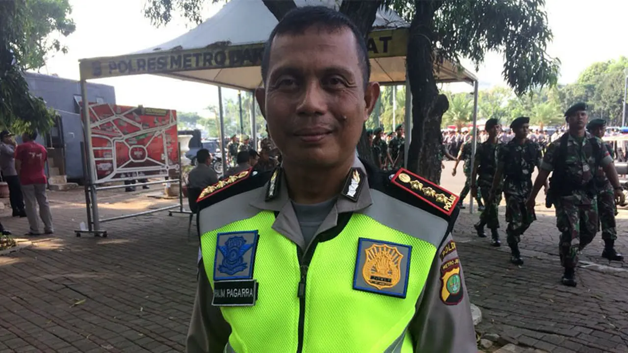 Dirlantas Polda Metro Jaya, Kombes Pol. Halim Pagarra