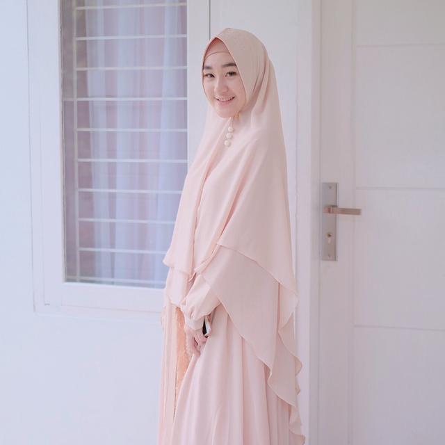 6 Potret Lawas Larissa Chou di Awal Mualaf, Putuskan Berhijab Usia 19 Tahun