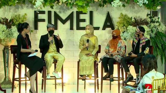 Talkshow bersama Ketua Dekranasda Tarakan, desainer label Danjyo Hiyoji, dan perajin batik Tarakan.