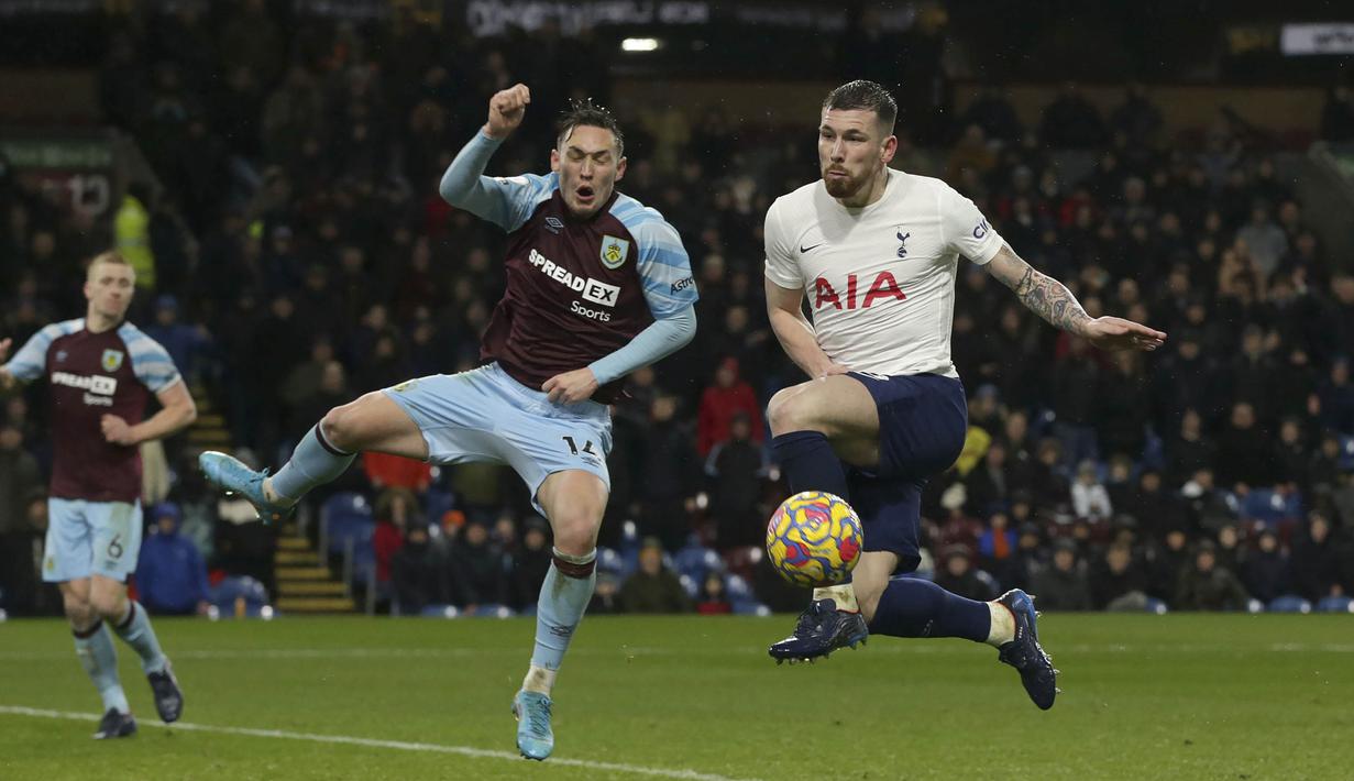 Tottenham sebenernya tampil mendominasi dengan penguasaan bola hingga 60 persen. (Ian Hodgson/PA via AP)