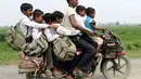 Jemputan sekolah yang luar biasa. (Source: brilio.net)