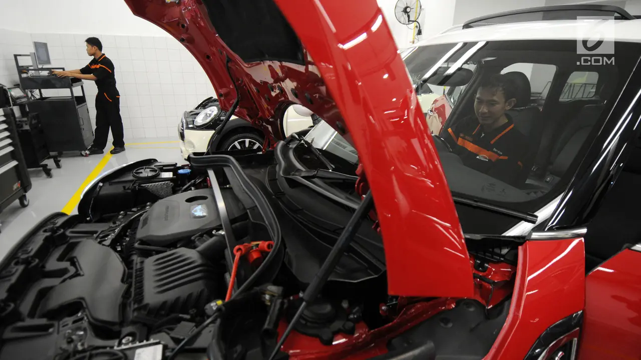 Mengintip Bengkel Mini Cooper Pertama di Banten