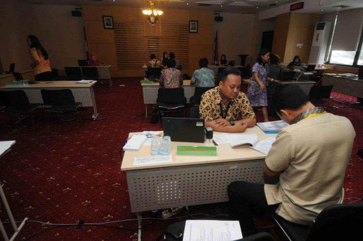 Calon kepala daerah antre serahkan laporan harta kekayaan ke KPK