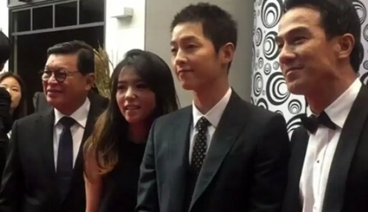 Selain lelaki kelahiran Palembang yang memiliki nama lengkap, Johannes Taslim, peraih Best APAN Star Awards itu juga diberikan pada aktor dari beberapa negara. (Instagram/joe_taslim)