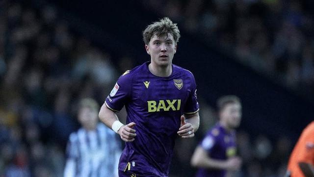 Aksi Ole Romeny bersama Oxford United di Championship 2024/2025