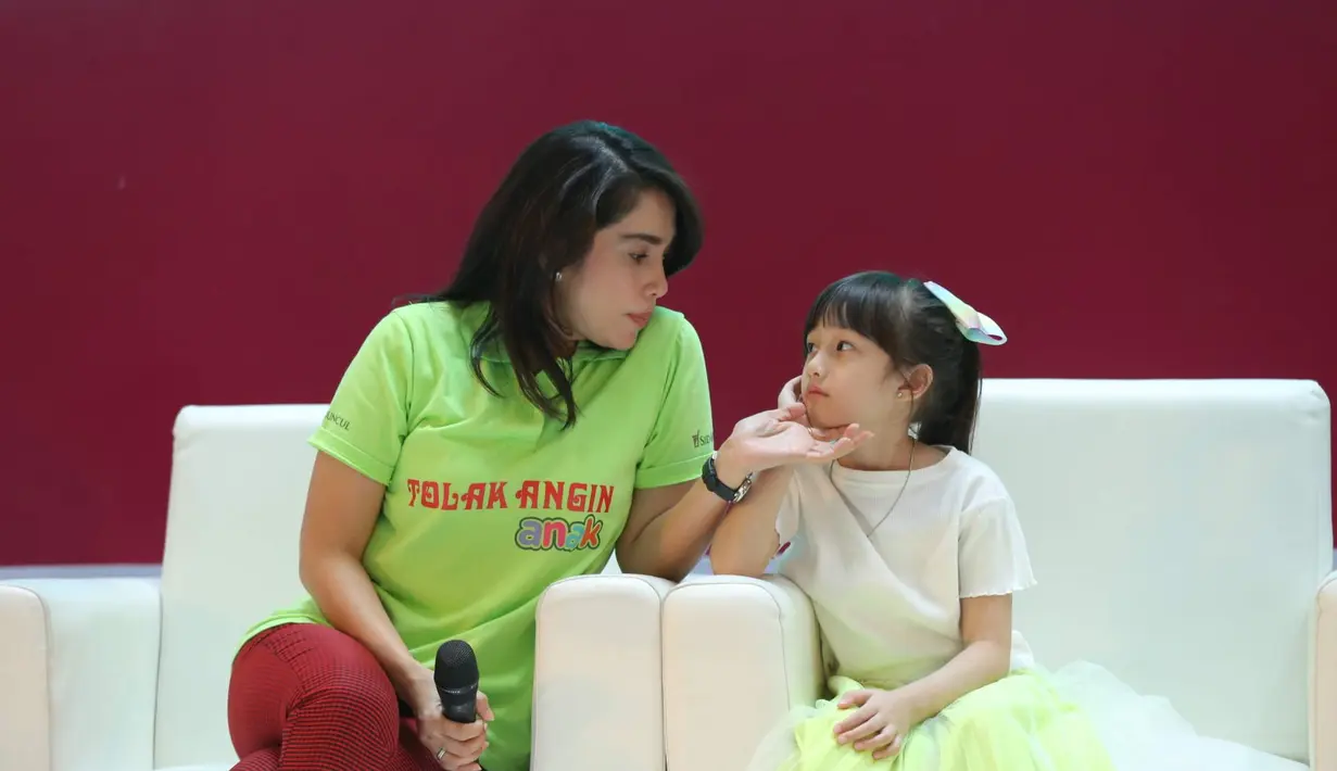 Ussy Sulistiawaty -Fimela Fest 2019 (Daniel Kampua/Fimela.com)