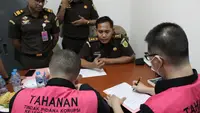 Ada 11 tersangka kasus korupsi ekspor POME yang dilimpahkan Kejagung ke Kejari Jaktim. (Foto: Dokumentasi Kejagung)