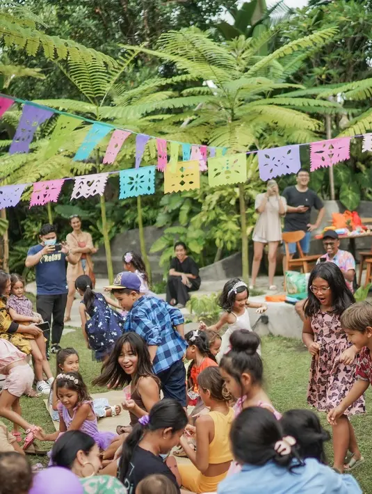 Kinandari Anak Happy Salma (Instagram/happysalma)