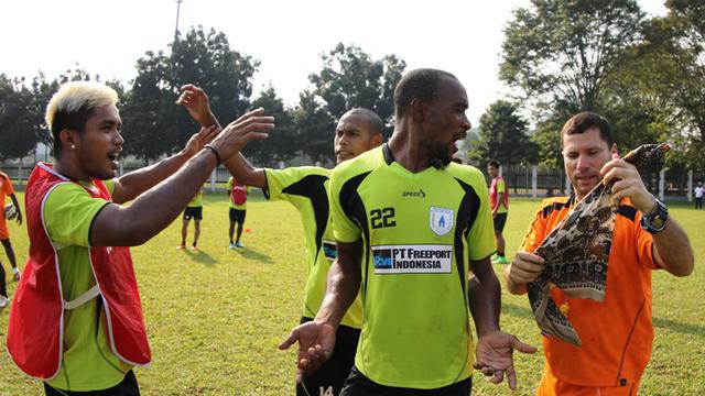 Persipura Latihan Terakhir Jelang Lawan Bengaluru FC_06