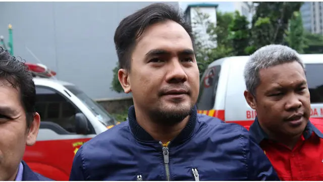 NEWS FLASH: Gara-gara Pencabulan Saipul Jamil, Ibunda DS Kehilangan Pekerjaan?