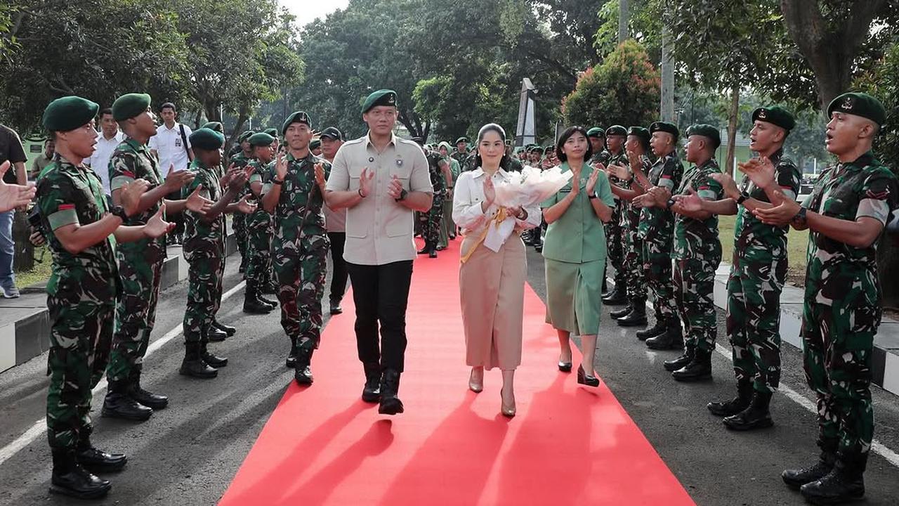 Disambut Pedang Pora, AHY Nostalgia Datangi Tempat Tugas Terakhir Sebelum Pensiun dari TNI