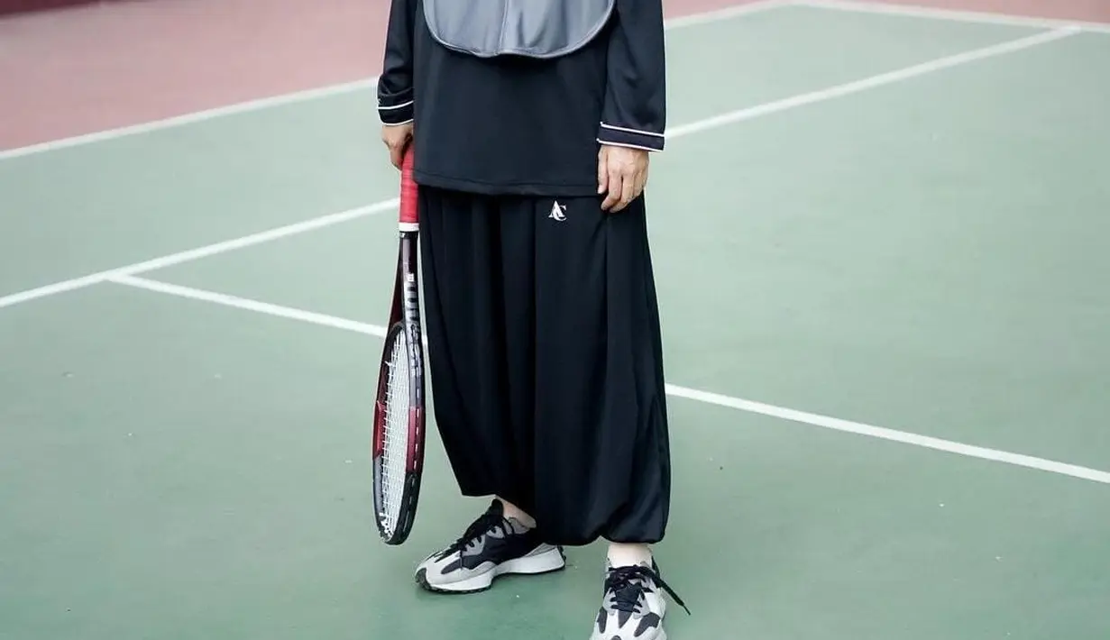 Dalam unggahannya di media sosial, Natasha Rizky membagikan para sahabatnya untuk menjadi model karya terbarunya itu [instagram/natasharizkynew]