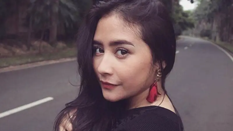 Prilly Latuconsina