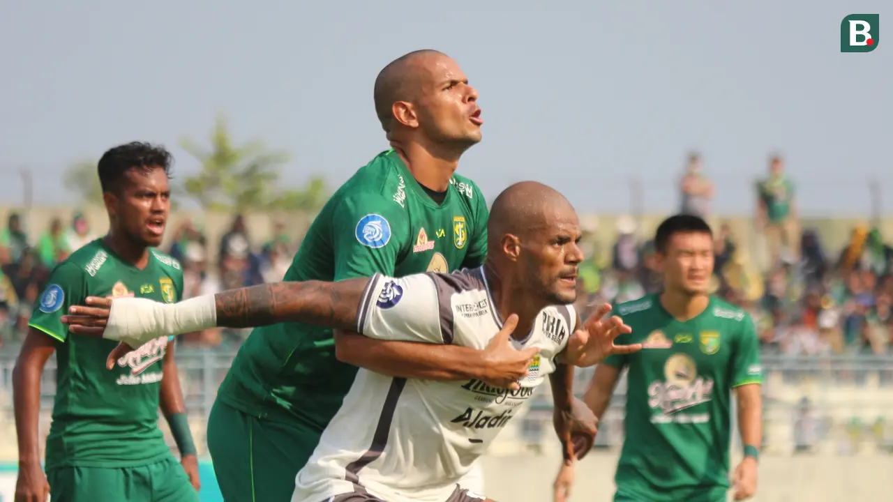 Persebaya Surabaya Vs Persib Bandung