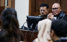 FOTO: Momen Keluarga dan Kerabat Dekat Bersaksi di Sidang Lanjutan SYL, Mulai dari Istri, Anak sampai Cucu Hadir