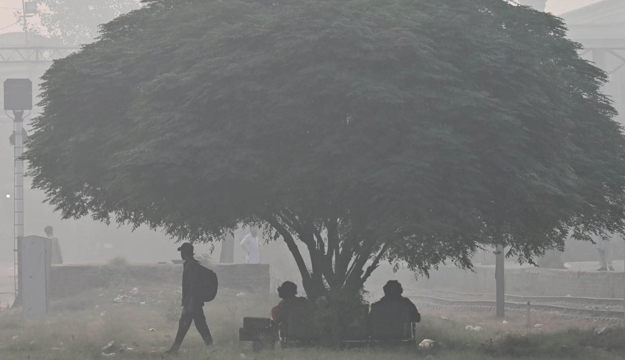 Potret Kota Lahore Pakistan Berselimut Kabut Polusi
