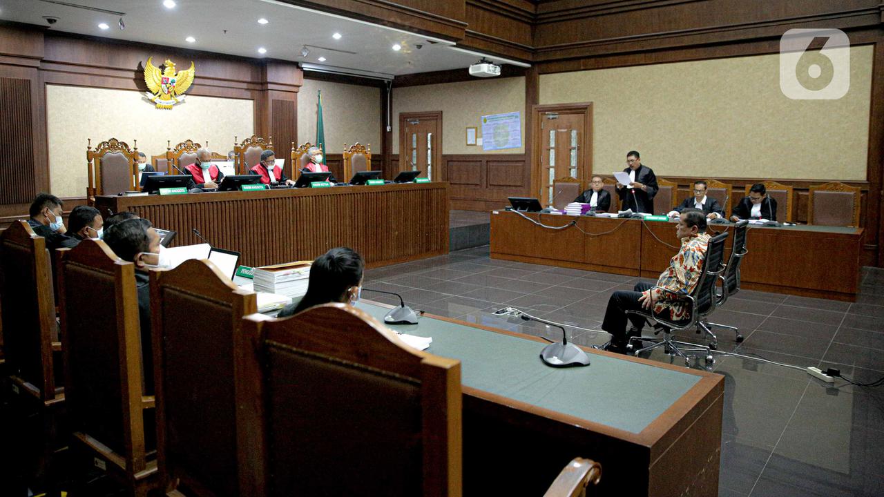 Terdakwa Napoleon Bonaparte Jalani Sidang Lanjutan Eksepsi