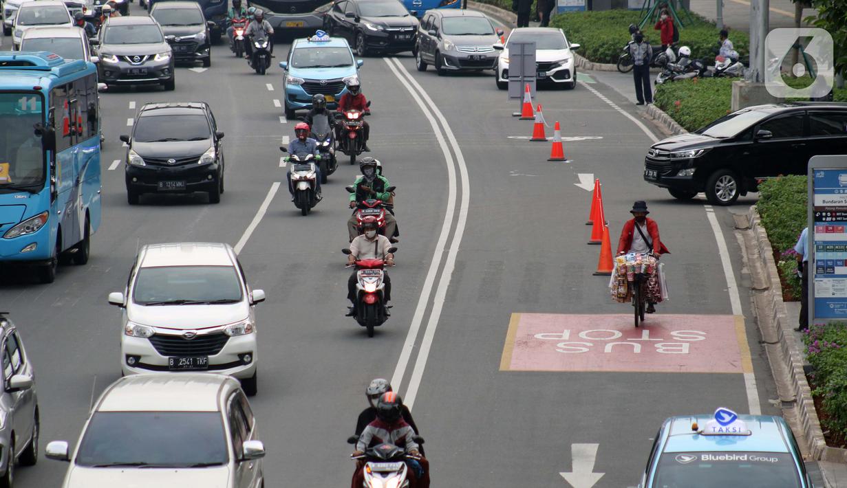 FOTO: Masyarakat Berpendapatan Rendah Paling Terdampak Pandemi COVID-19
