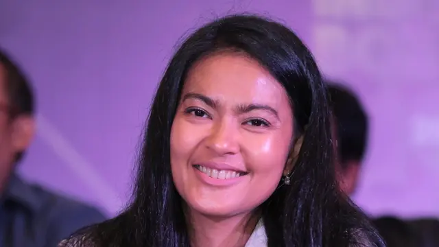 [Bintang] Lola Amaria