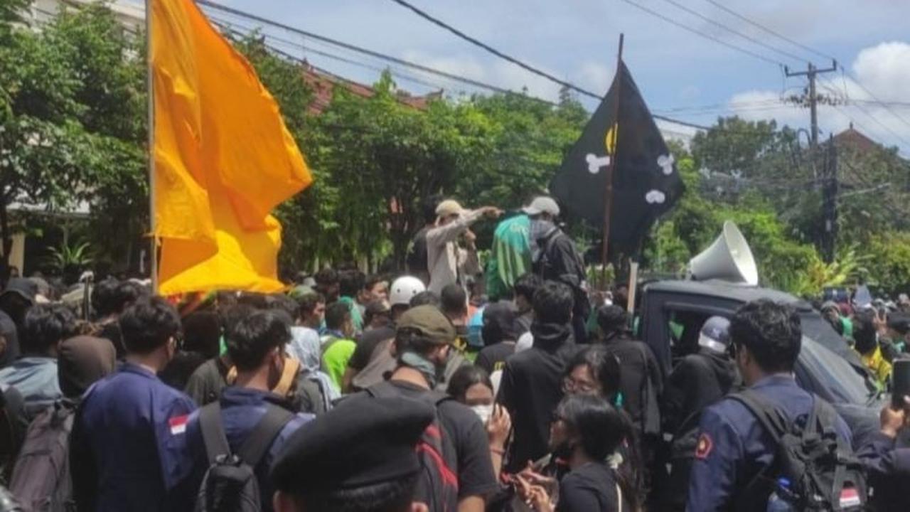 Mengapa Demo di Bali Harus Berbudaya? Pengamat Dorong Aksi Unjuk Rasa Kedepankan Adat Lokal demi Pariwisata Bali