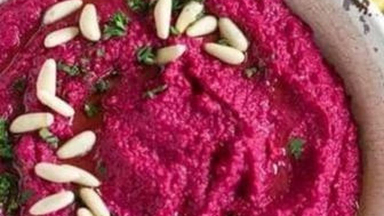 7. Cara Mengolah Buah Bit untuk Meningkatkan HB: Beet Hummus<br>