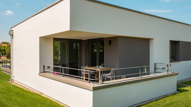 Model Rumah Mungil Tapi Punya Teras Luas