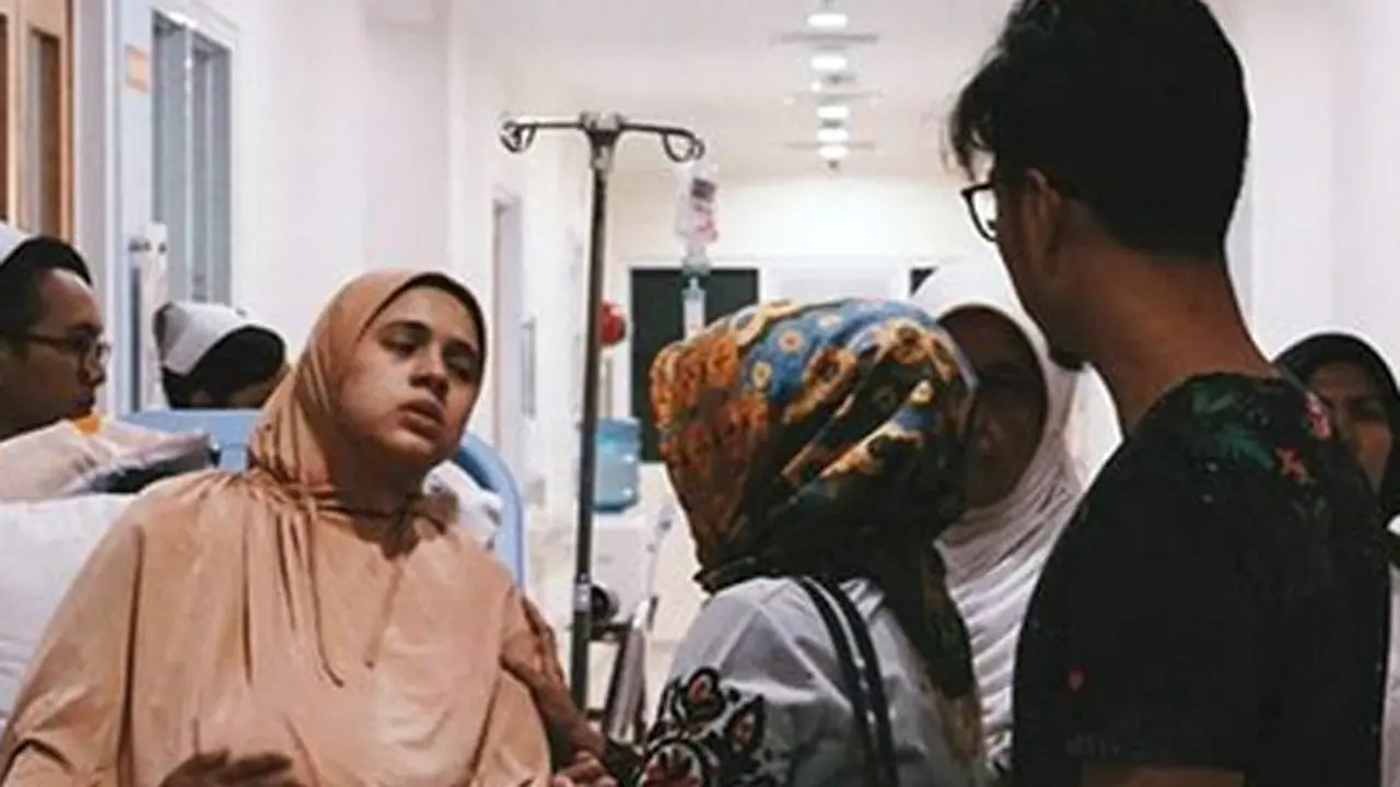 [Bintang] Nycta Gina Melahirkan