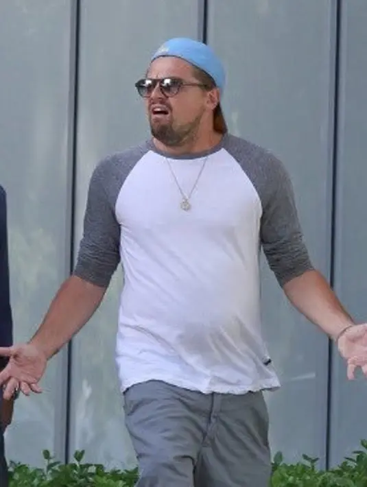 Saat itu keduanya pun asik melakukan perbincangan, untuk itu tidak heran jika kabar burung menyiarkan adanya hubungan spesial di antara mereka. Memang tidak ada yang salah mengingat keduanya tak memiliki kekasih. (Instagram/leowdfan)