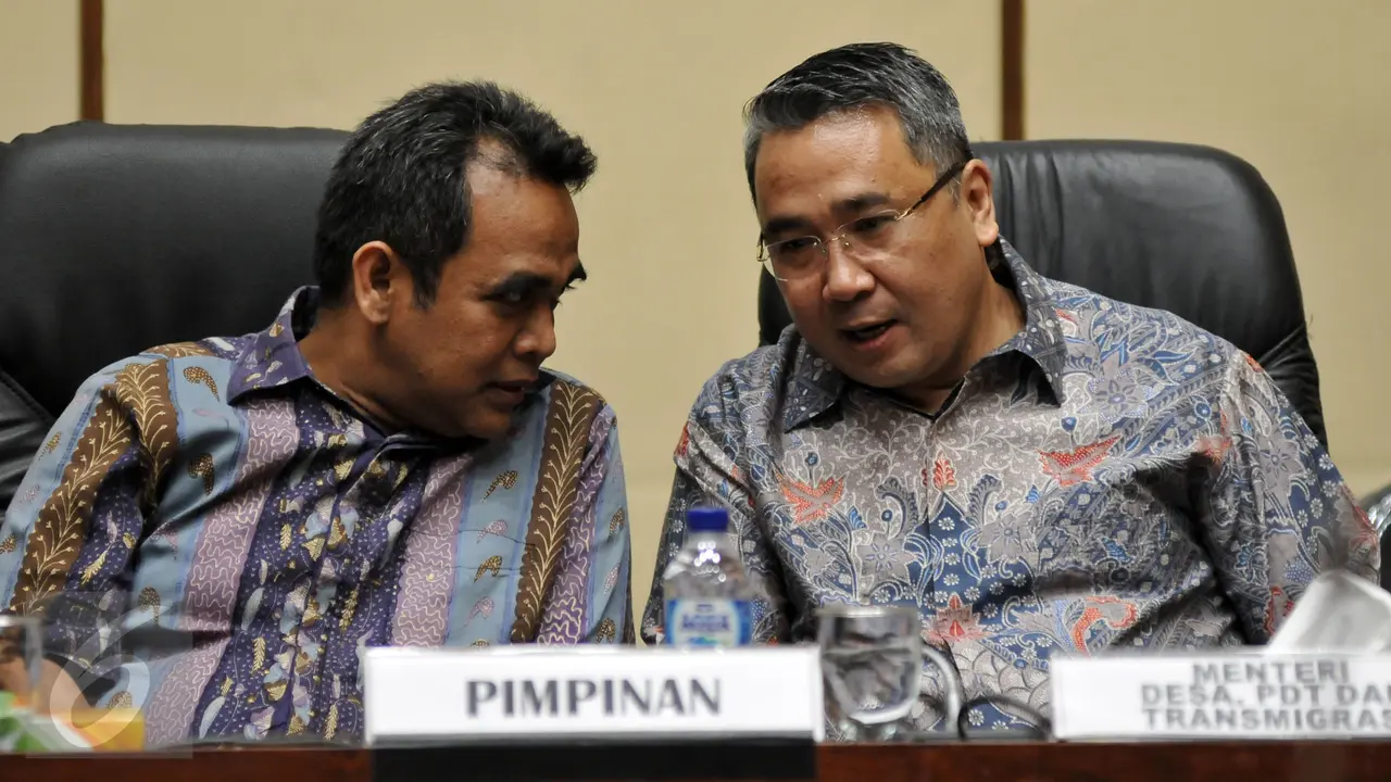 20160728-Menteri Desa Ikuti Bedah Buku Karya Fary Djemy Francis