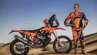Pembalap MotoGP, Danilo Petrucci bakal mentas di ajang Reli Dakar 2022. (Istimewa)