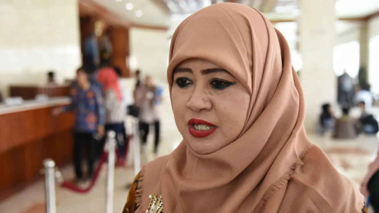 Endang Maria Astuti