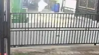Heboh Narasi Pocong Bawa Celurit di Depok, Polisi Turun Tangan