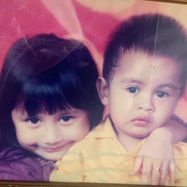 6 Potret Masa Kecil Prilly Latuconsina, Bikin Pangling