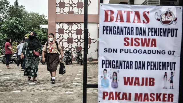 FOTO: Antusiasme Siswa SD Ikuti Uji Coba Sekolah Tatap Muka