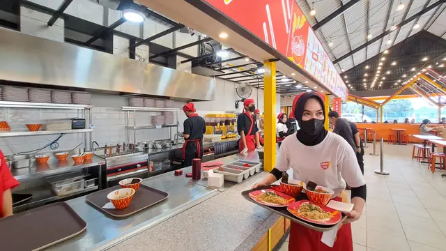 Nongkrong Asyik di Restoran Ramen Halal, Harganya Tak Beda dari Penjual Mi Gerobakan