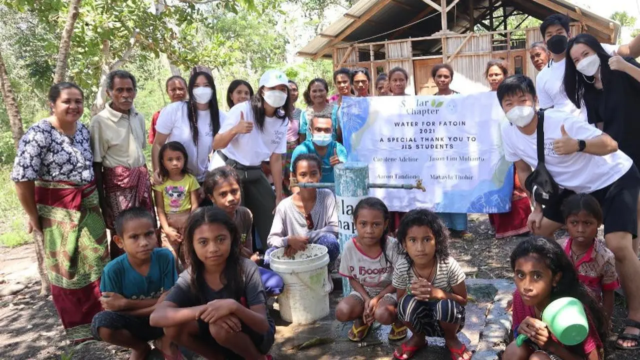 aksi sosial Carolene di NTT