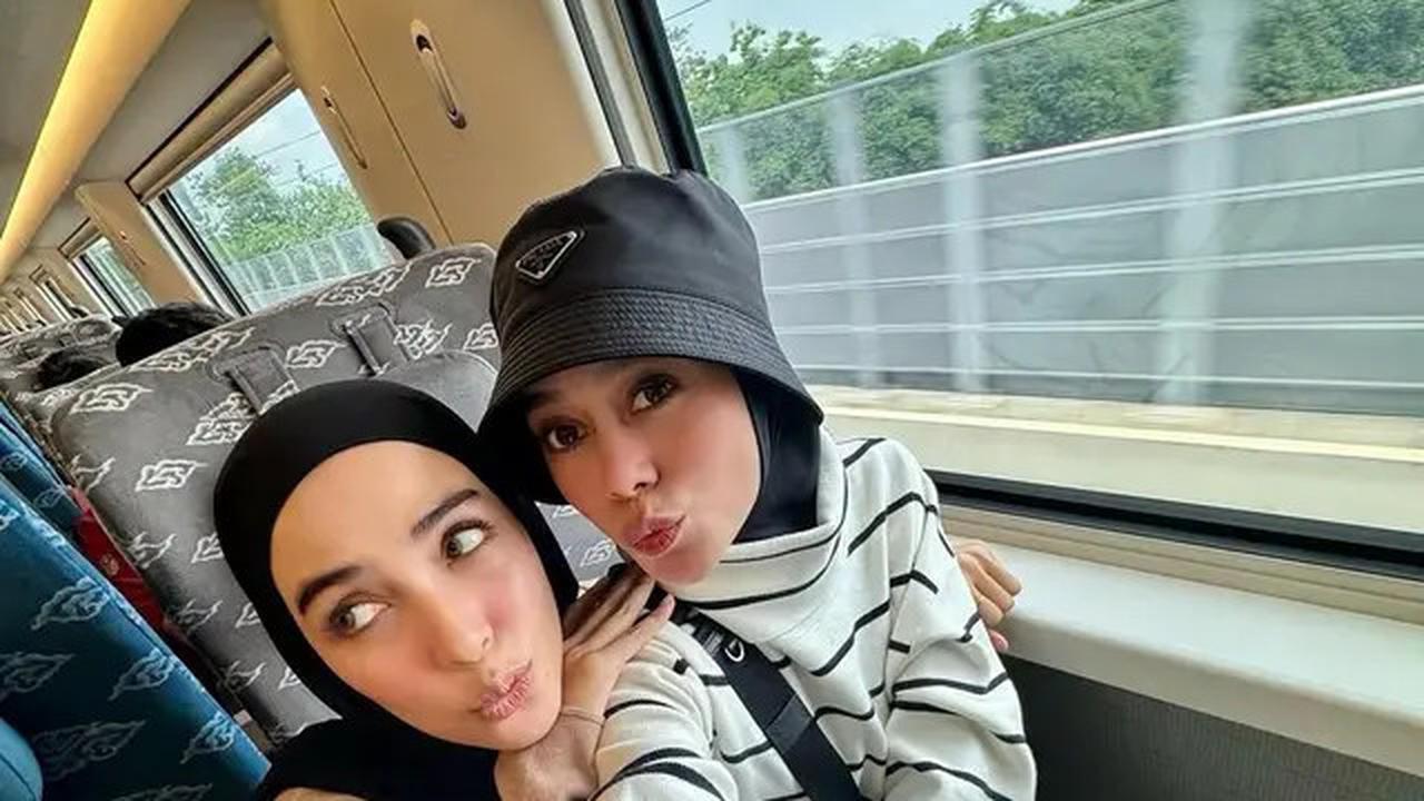 Trik Jitu Gaya Hijab ala Lesti Kejora, Cocok untuk Kuliah hingga Kondangan